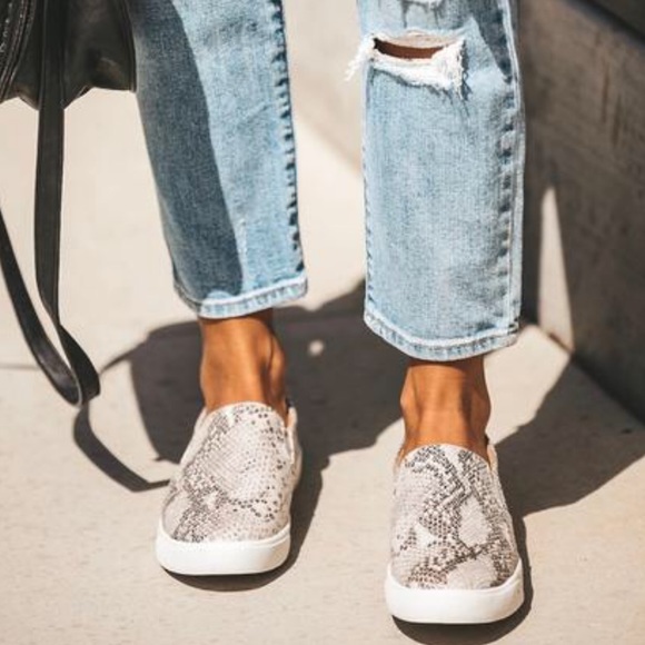 Snake skin slip on sneaker - Picture 2 of 6